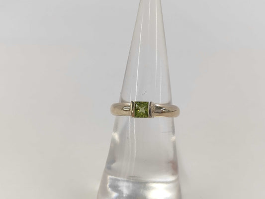 Tiffany & Co. Peridot SV925 2.9g Ring