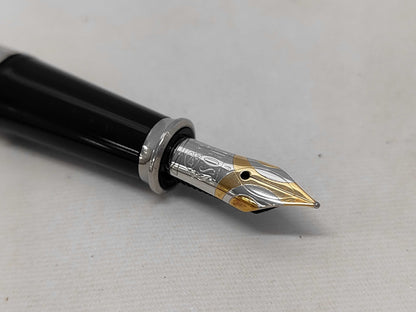 Cross 18K 750 Fountain Pen