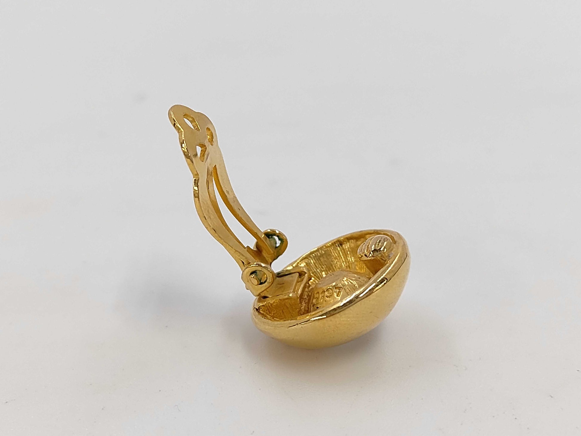 CHANEL 2197 Earrings 