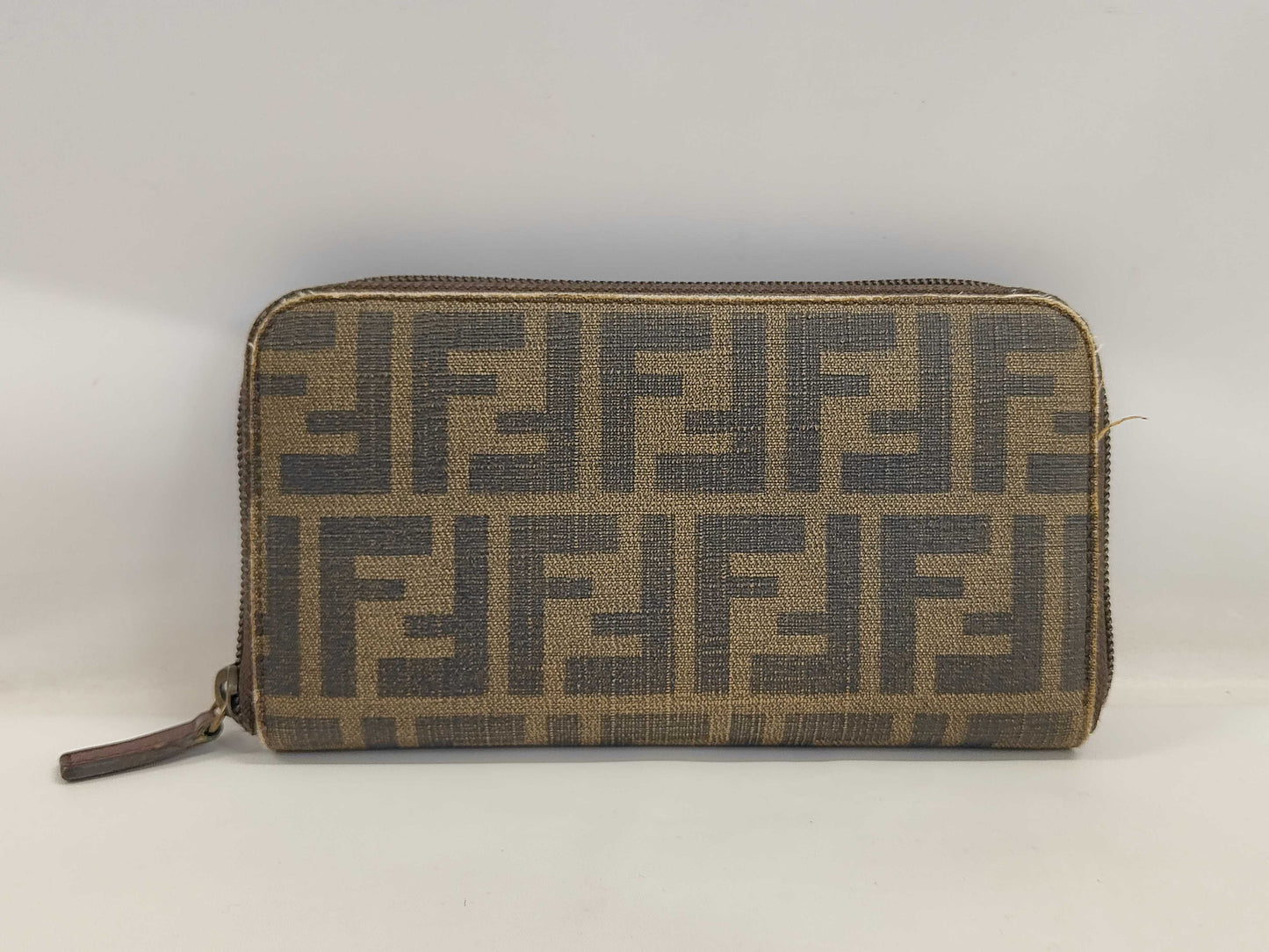 FENDI Zucca Round Wallet