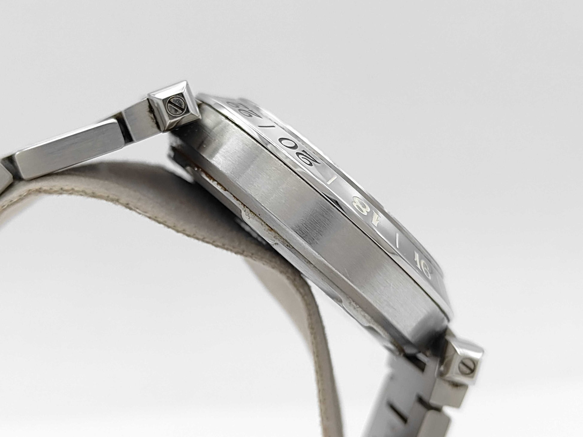 Cartier Pasha C W31079M7 2377506923MX Automatic Men's Watch