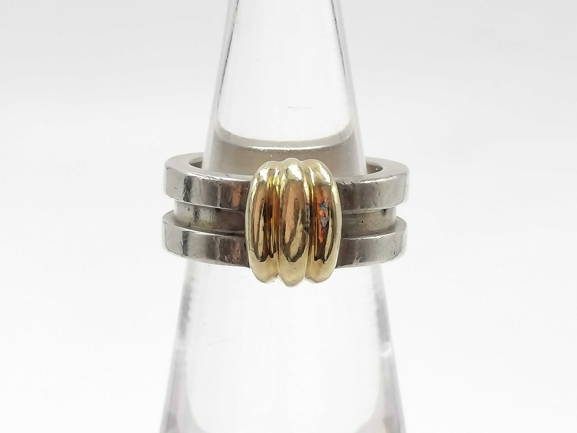 Tiffany & Co. Grooved with 750 8.6g Ring