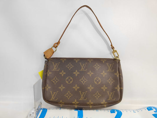 LOUIS VUITTON Monogram M40712 Pochette Accessoires VI1010 Pouch