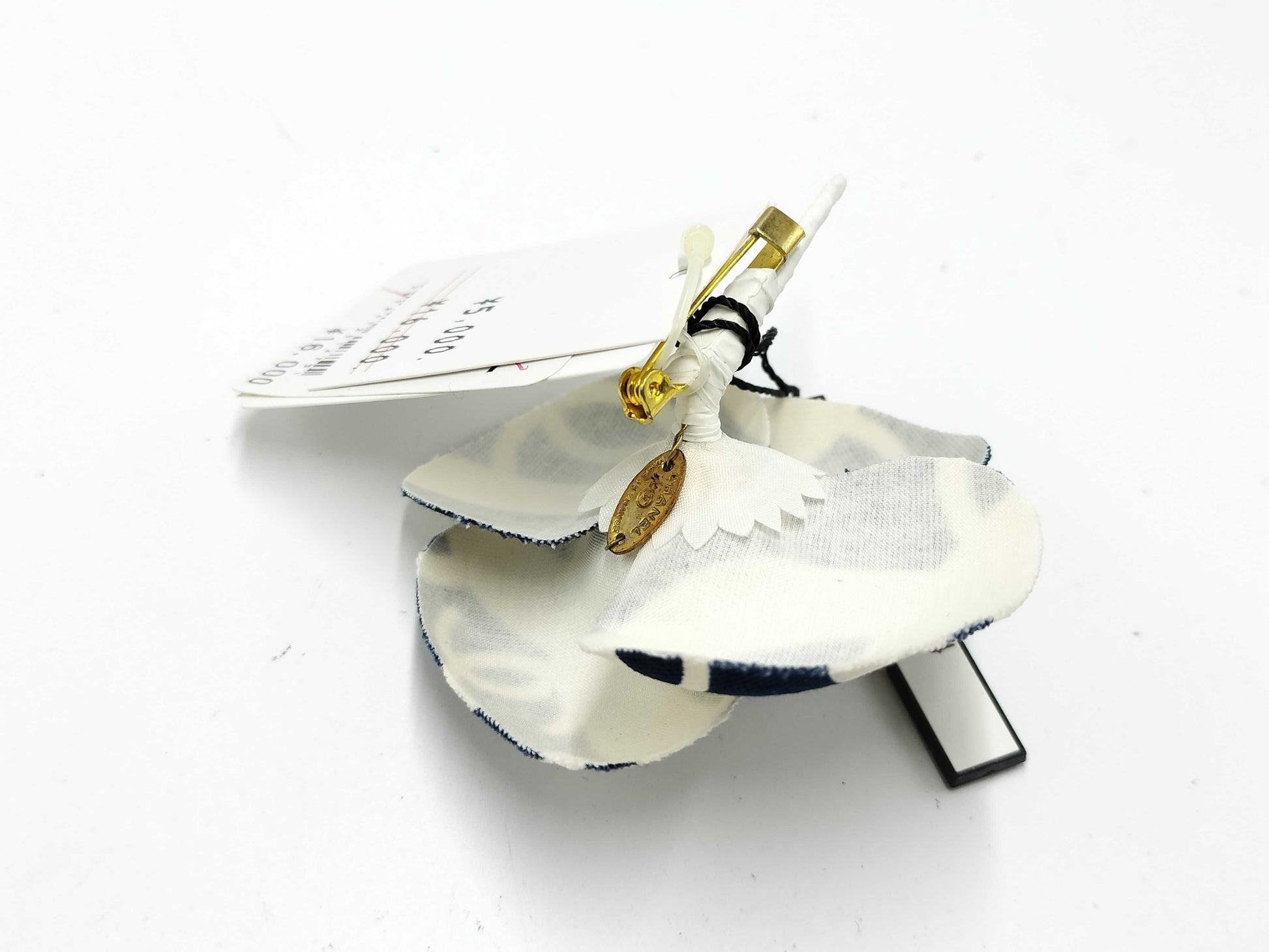 CHANEL Camellia Brooch Brooch