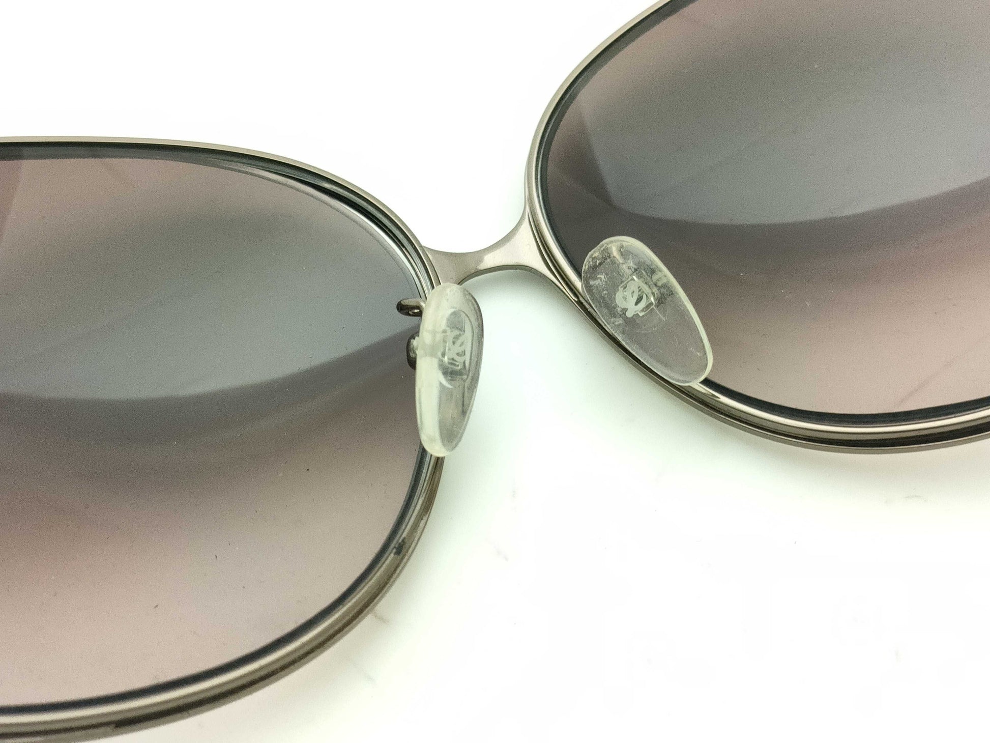 LOEWE □LOEVE Sunglasses Sunglasses and Glasses
