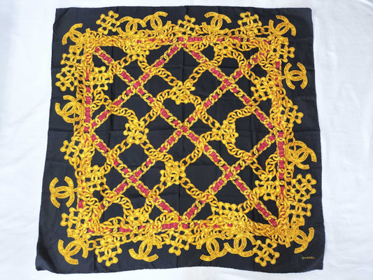 CHANEL Coco/Chain/Black Scarf