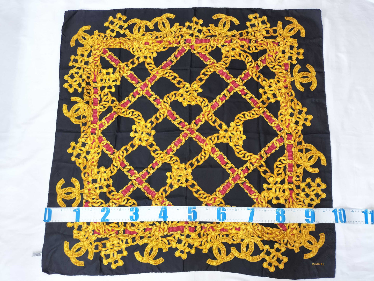 CHANEL Coco/Chain/Black Scarf