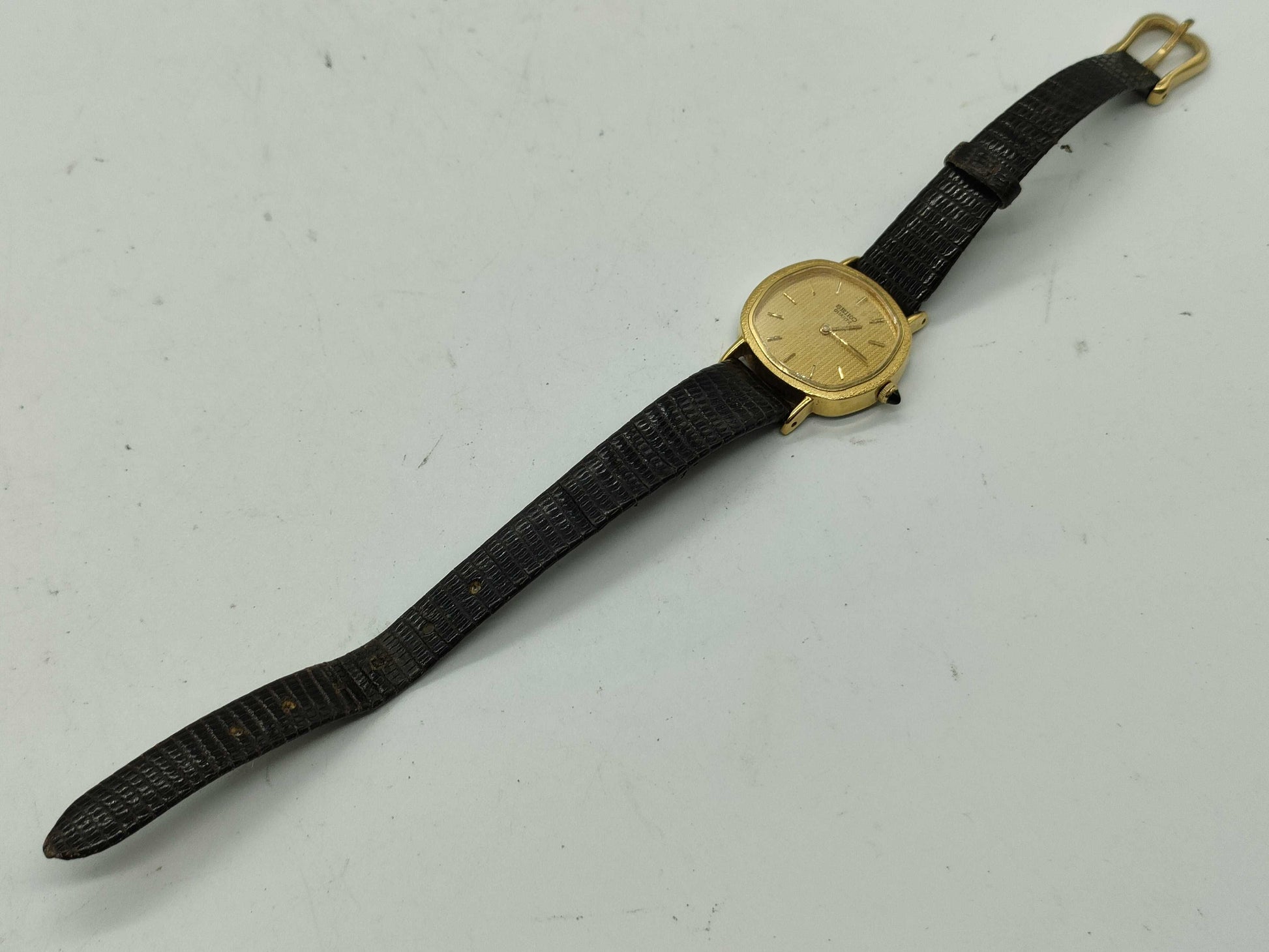 SEIKO 2320-6000 Women's Watch with Aftermarket Strap