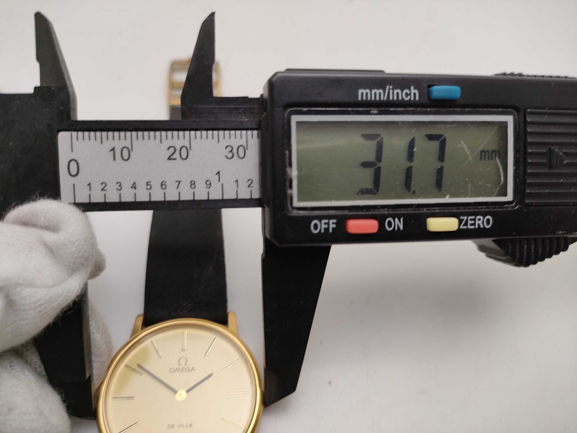 OMEGA De Ville Hand-Wound Women's Watch