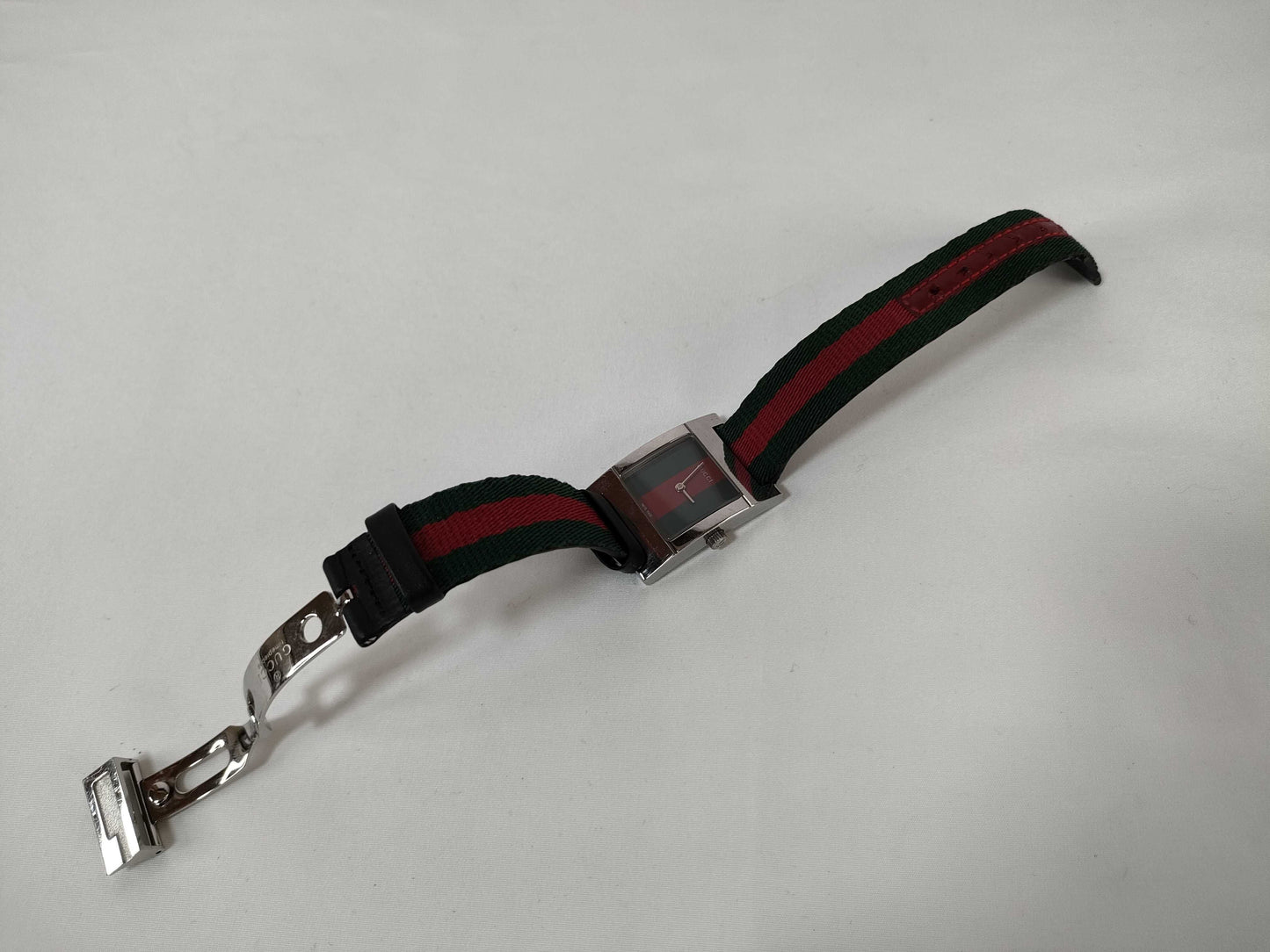 GUCCI Sherry Watch 7700L Women's Watch