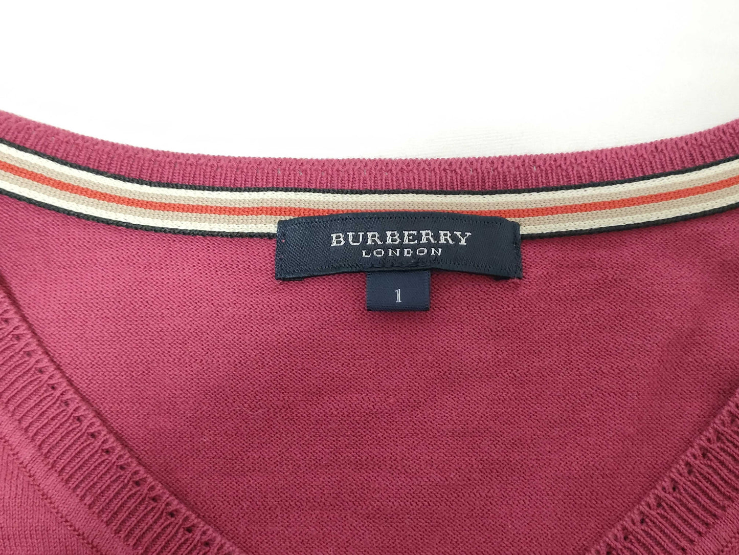 BURBERRY? 100% Cotton V-Neck Top