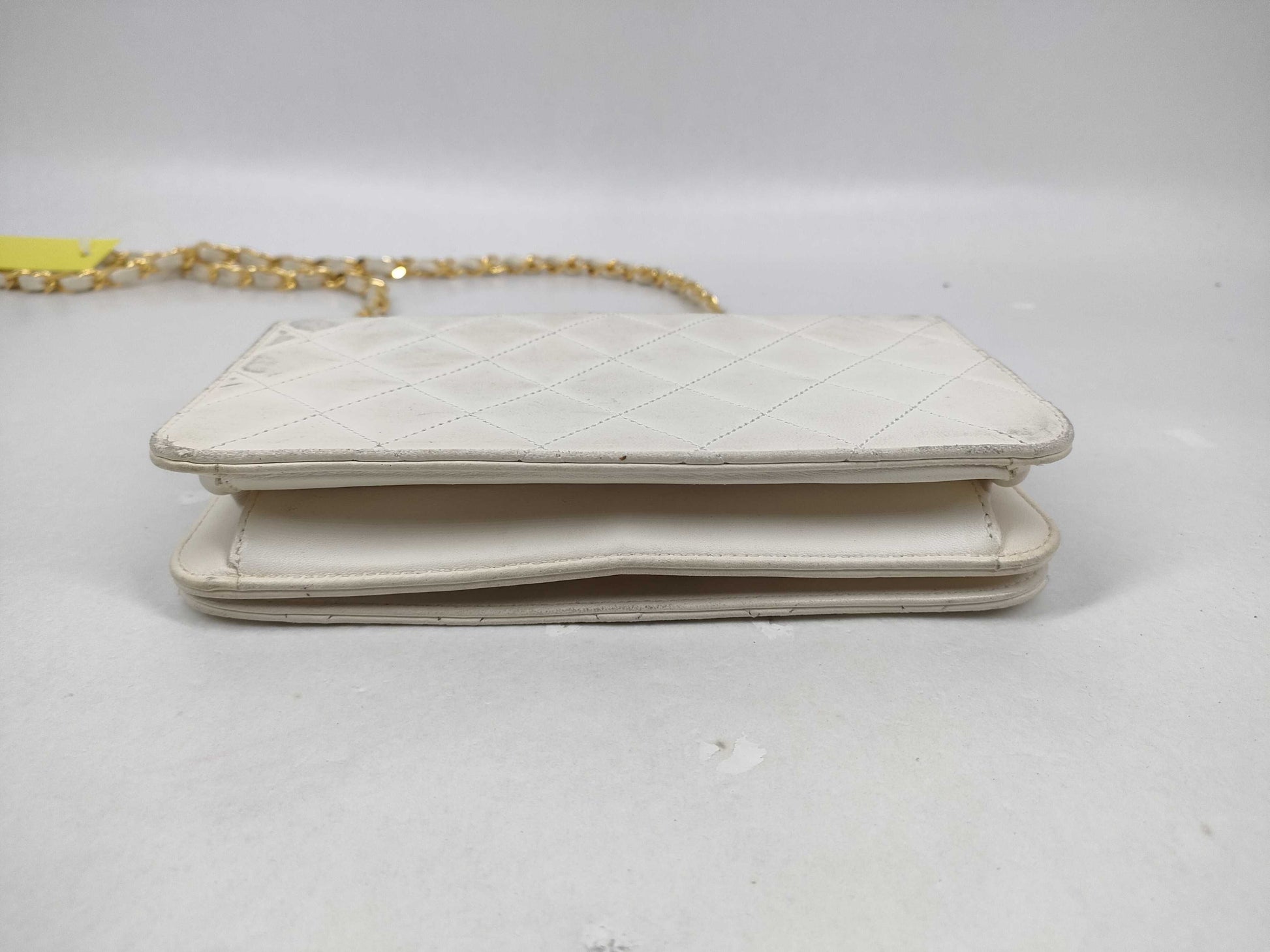 CHANEL Lambskin Matelasse Single Chain Junk Shoulder Bag