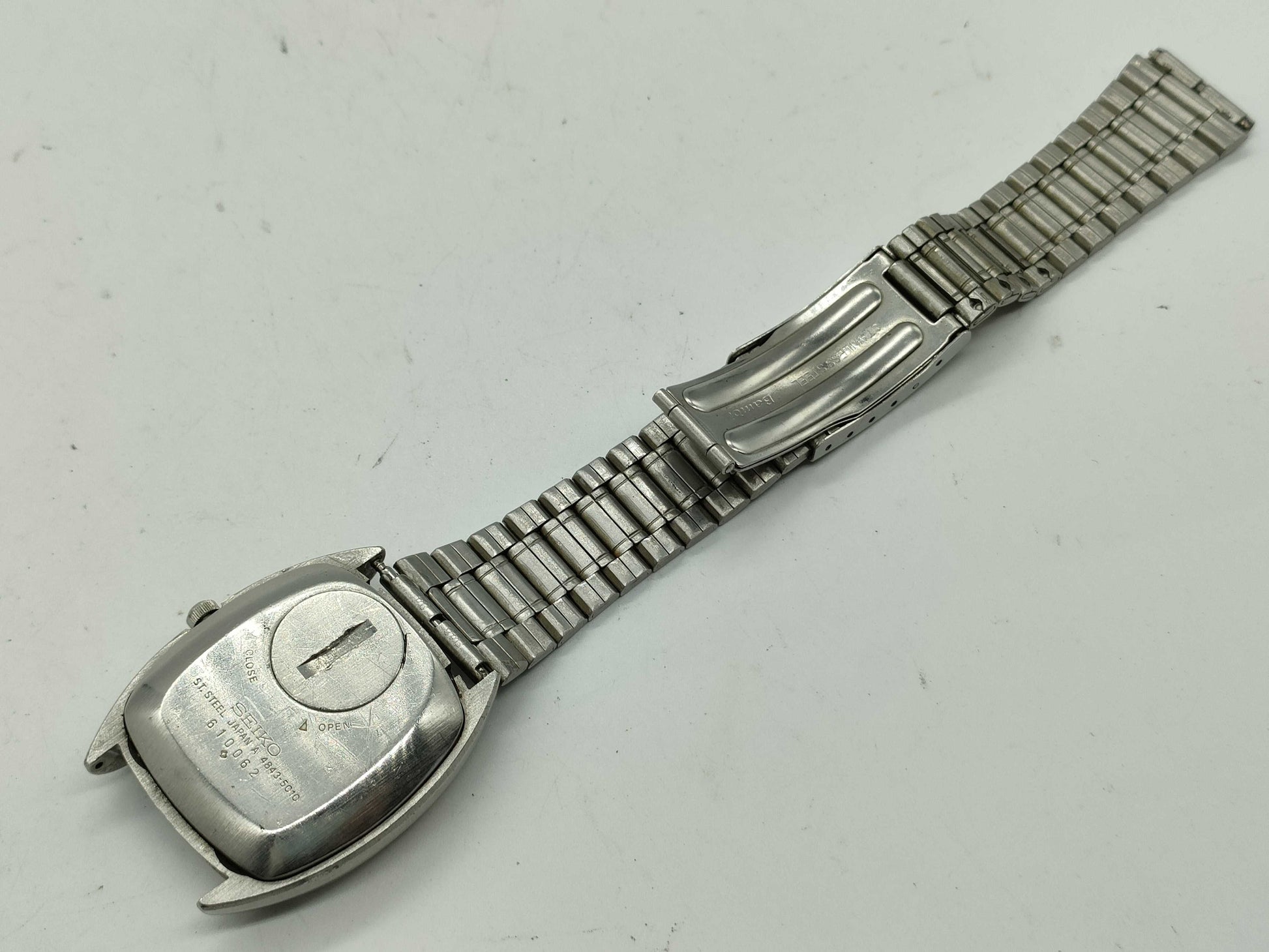 SEIKO Grand Course 4843-5010 Boys' Watch with Third-Party Strap