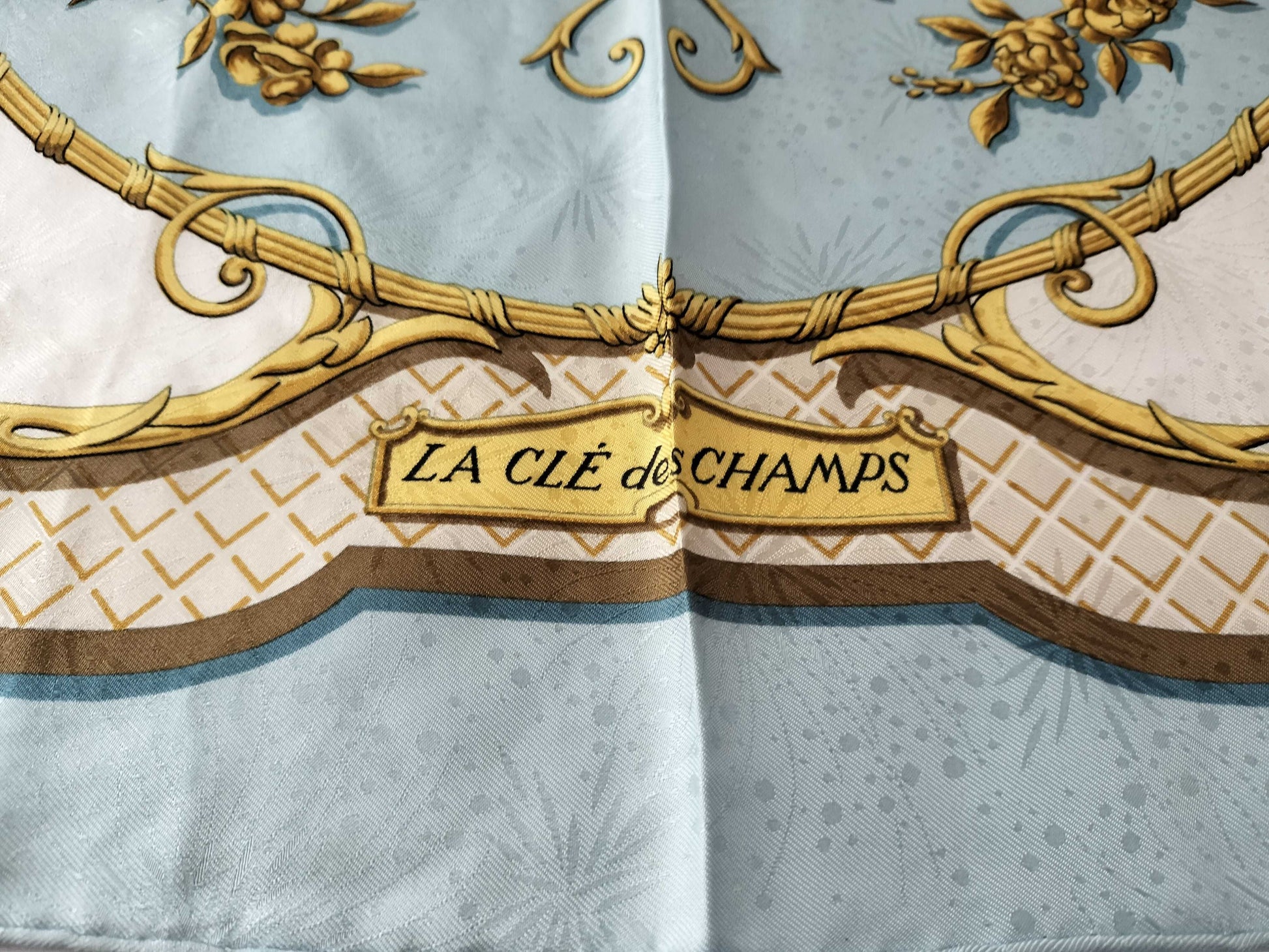 HERMES Carre LA CLE des CHAMPS Scarf 90 Light Blue Scarf