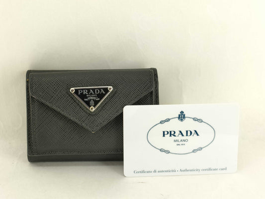 PRADA Saffiano Tri-fold Wallet 1MH021 with Box
