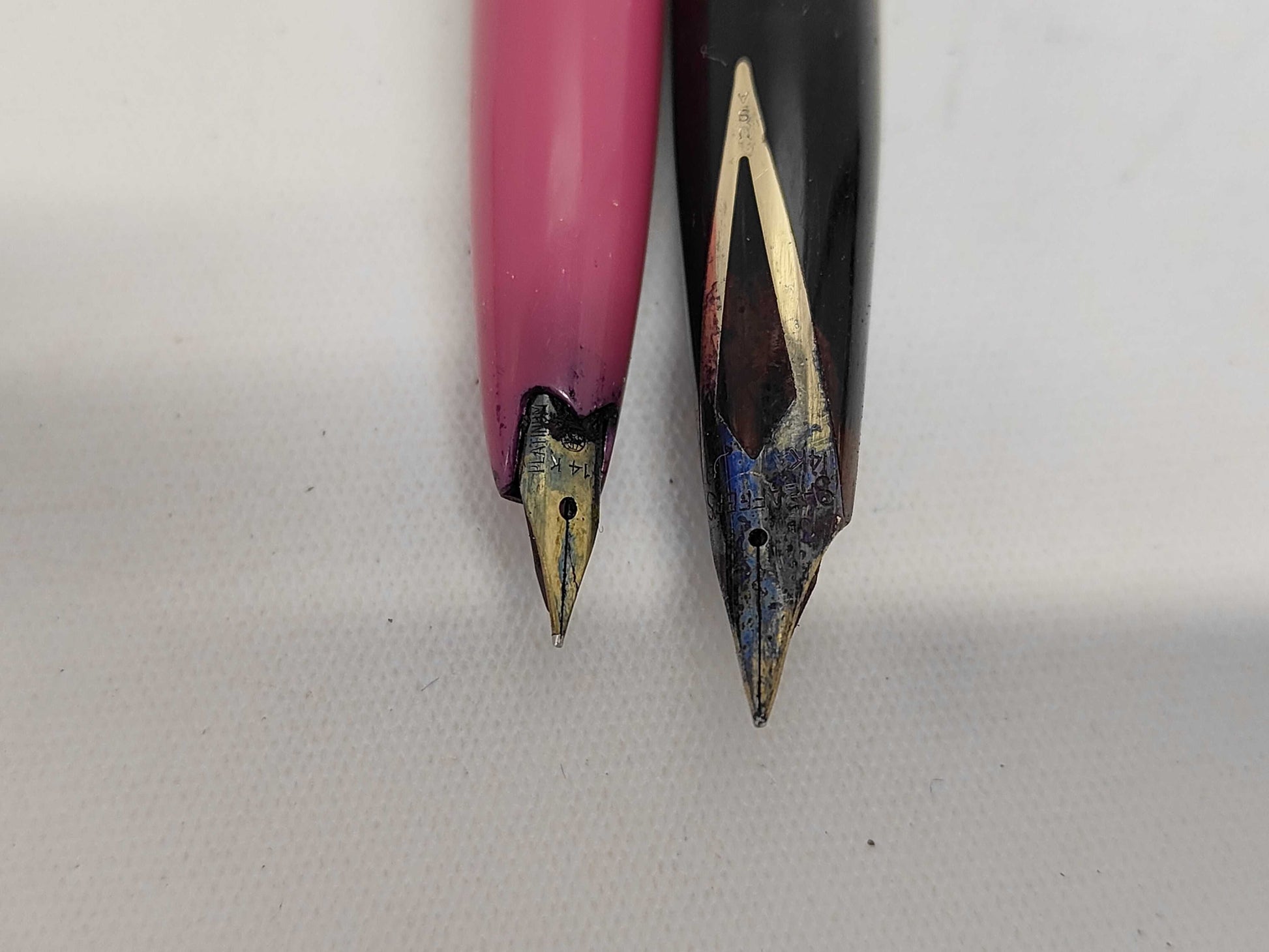 PARKER, PLATINUM, SHEAFFERS 14K Gold Fountain Pen Set of 4