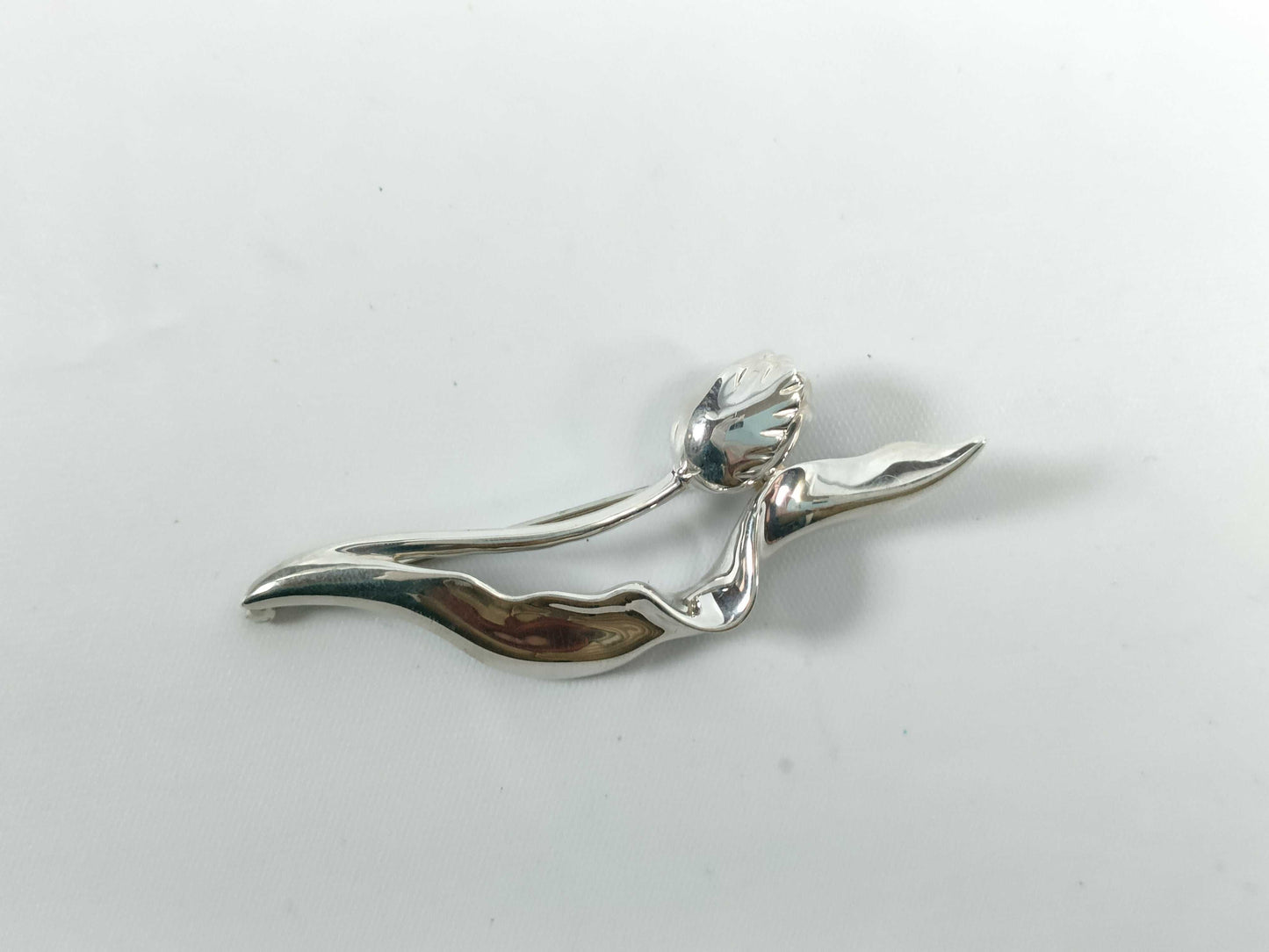 Tiffany & Co. Tulip Brooch Brooch