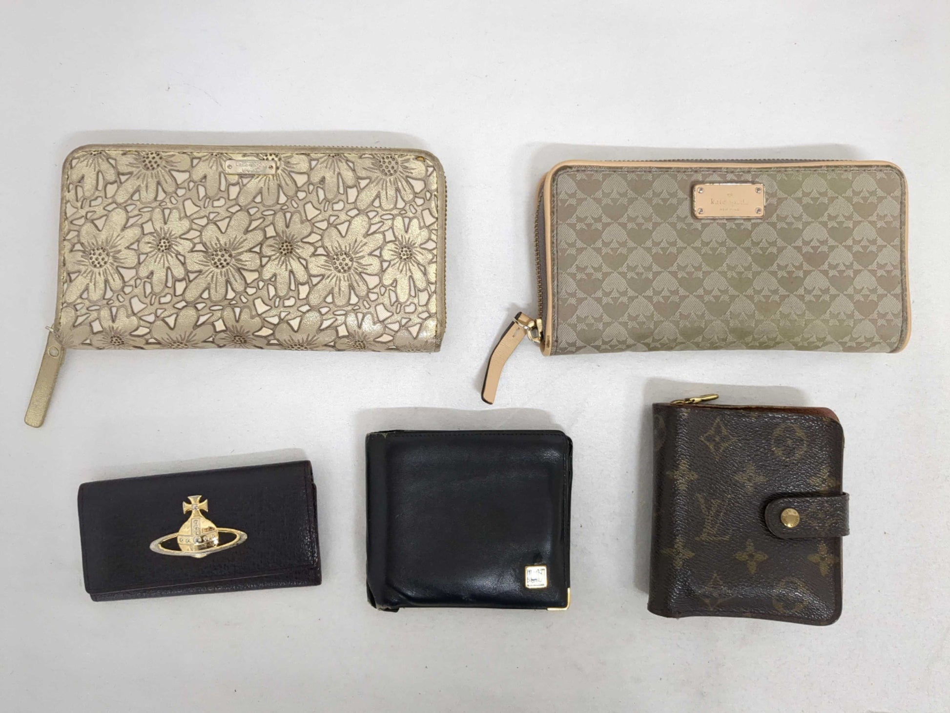 5 Louis Vuitton Monogram Wallets 