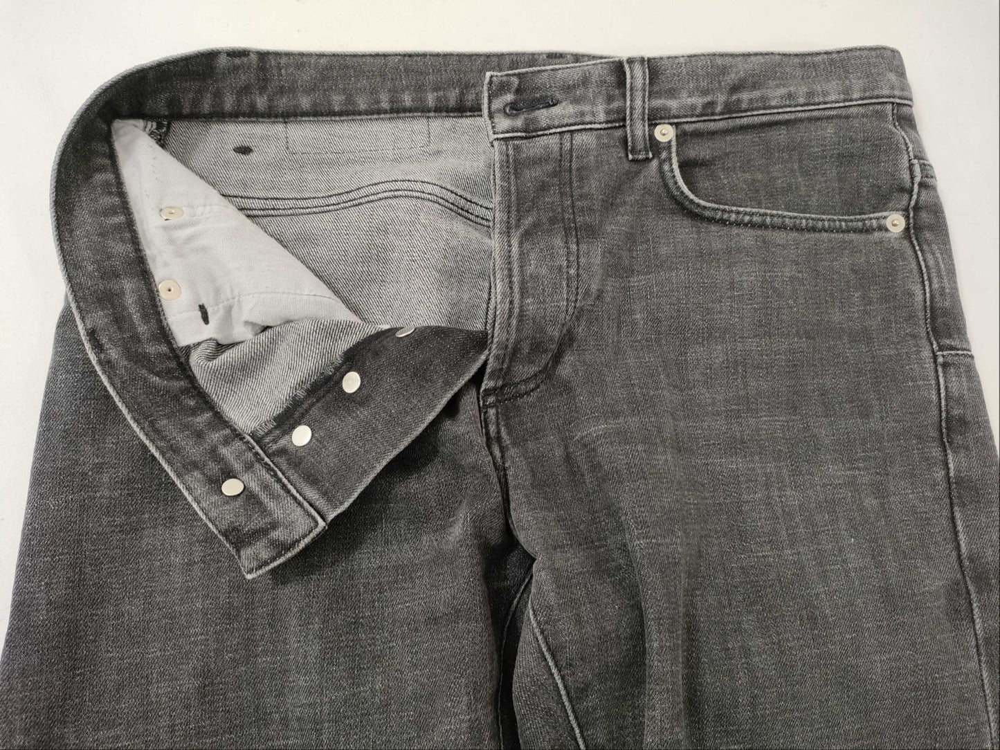 Dior denim button fly size 30 pants