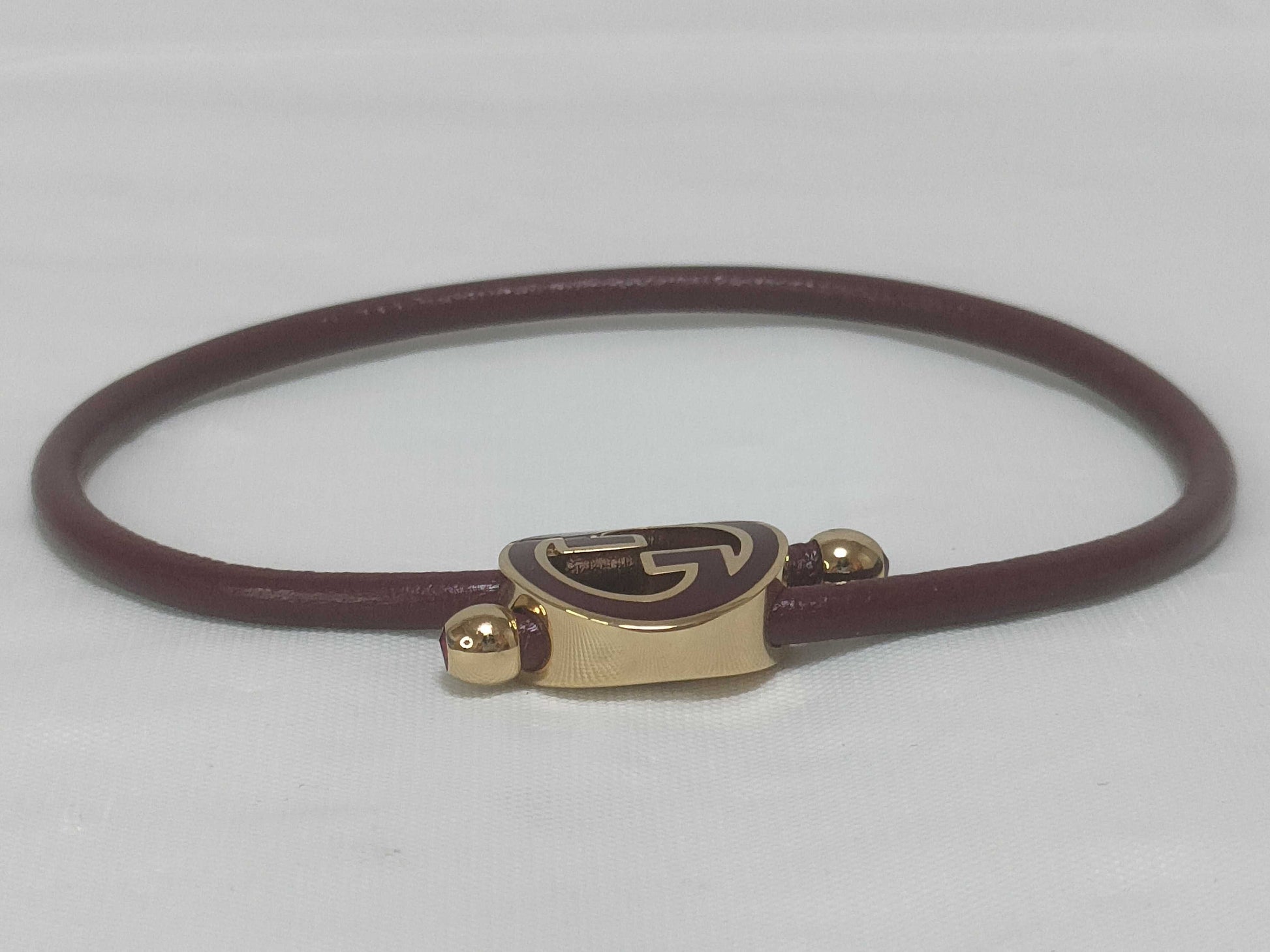 GUCCI Lacquer Finish Round Interlocking G Bracelet Hair Accessory
