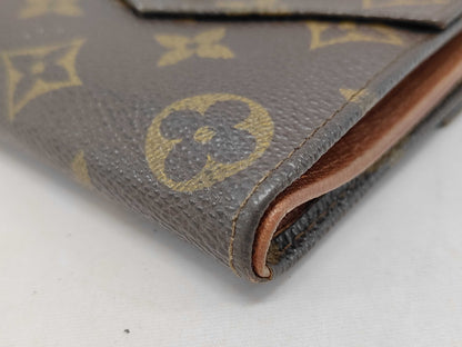 LOUIS VUITTON Monogram Porte Monnaie Carte Credit Wallet