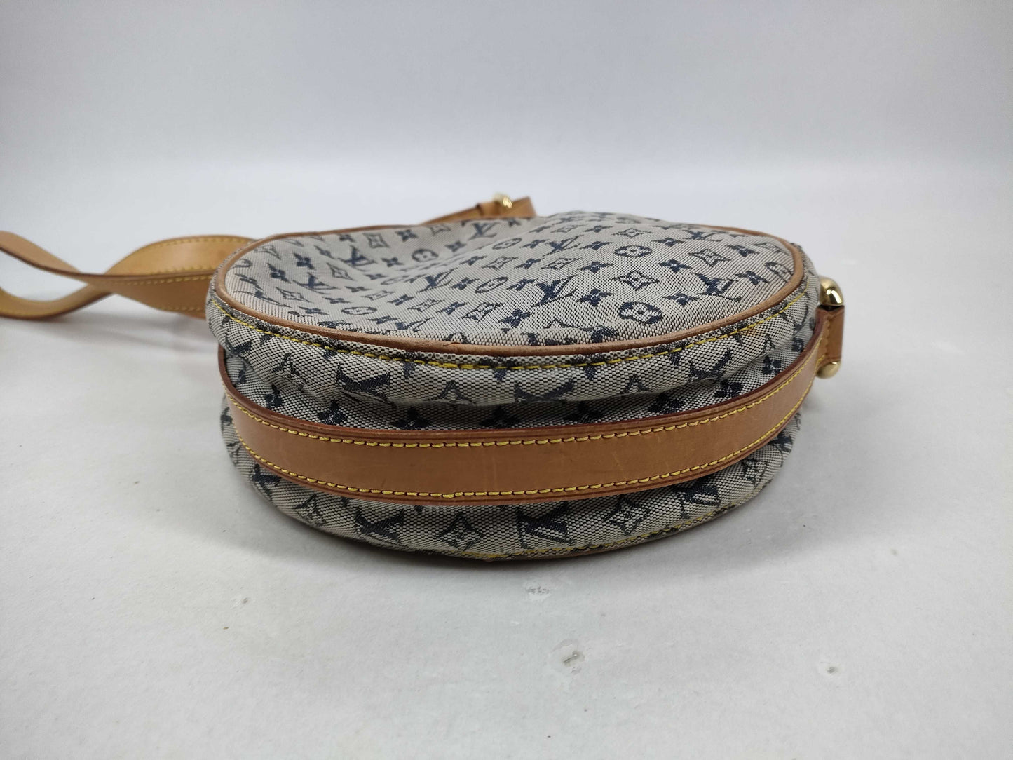 LOUIS VUITTON Monogram Mini Jeanne GM Shoulder Bag