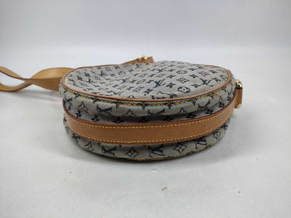 LOUIS VUITTON Monogram Mini Jeanne GM Shoulder Bag