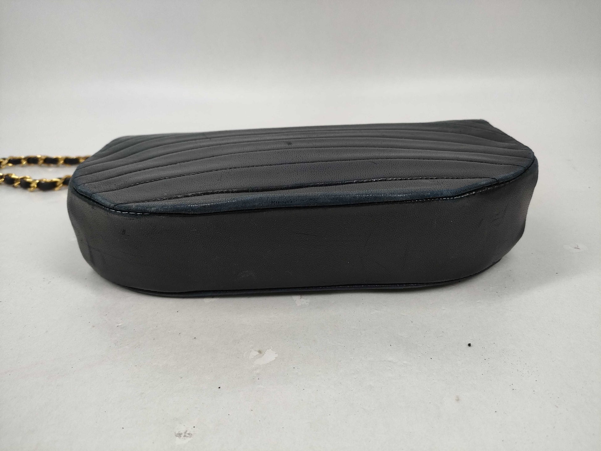 CHANEL Lambskin Flap Chain Shoulder Bag with Turnlock 