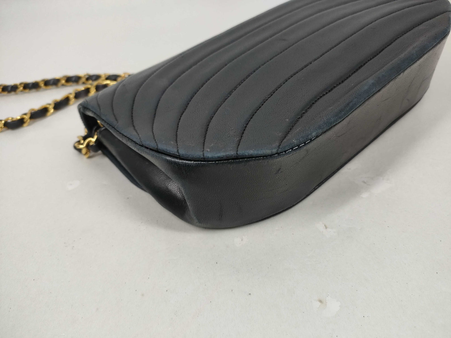 CHANEL Lambskin Flap Chain Shoulder Bag with Turnlock 