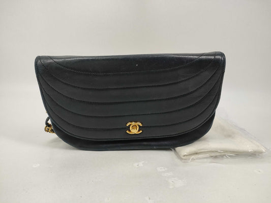 CHANEL Lambskin Flap Chain Shoulder Bag with Turnlock 