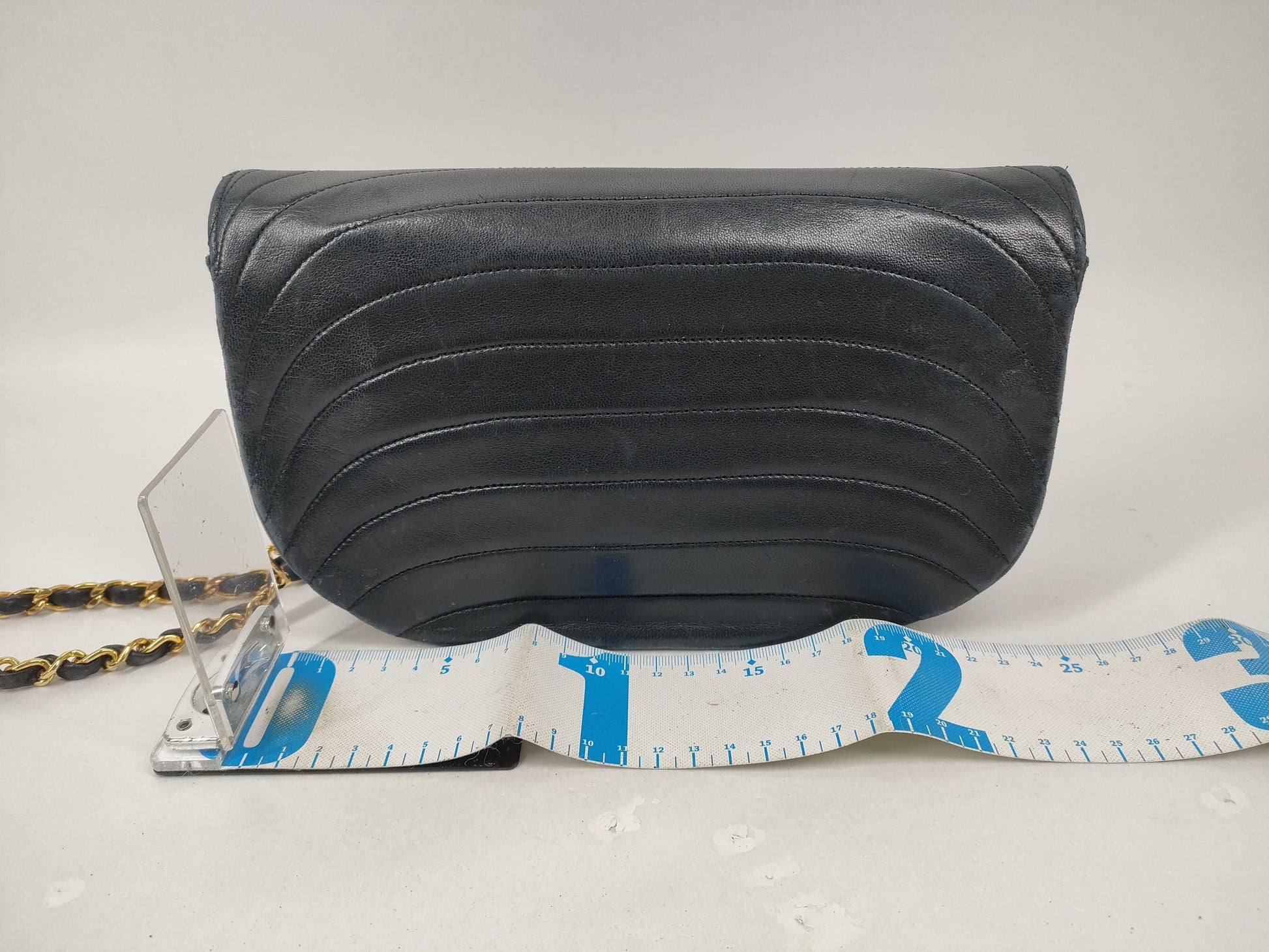 CHANEL Lambskin Flap Chain Shoulder Bag with Turnlock 