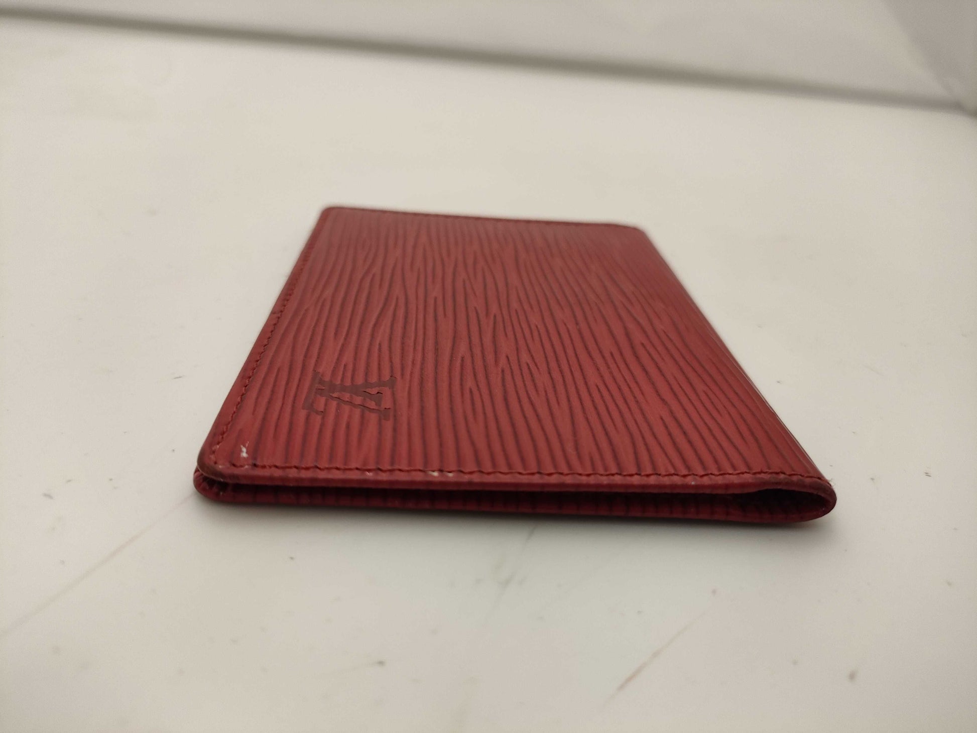 LOUIS VUITTON Epi Porte 2 Cult Vertical Red Card Case/Pass Case/Business Card Holder