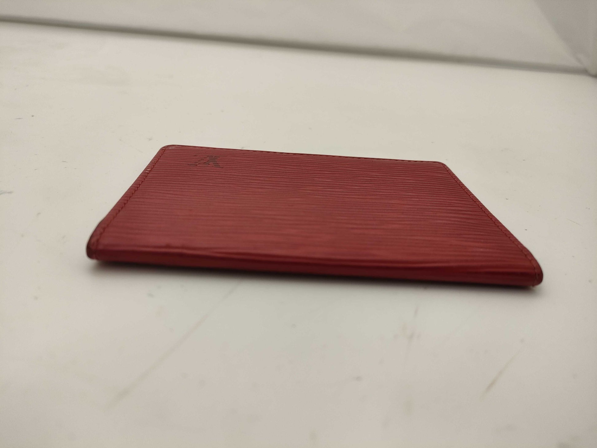 LOUIS VUITTON Epi Porte 2 Cult Vertical Red Card Case/Pass Case/Business Card Holder