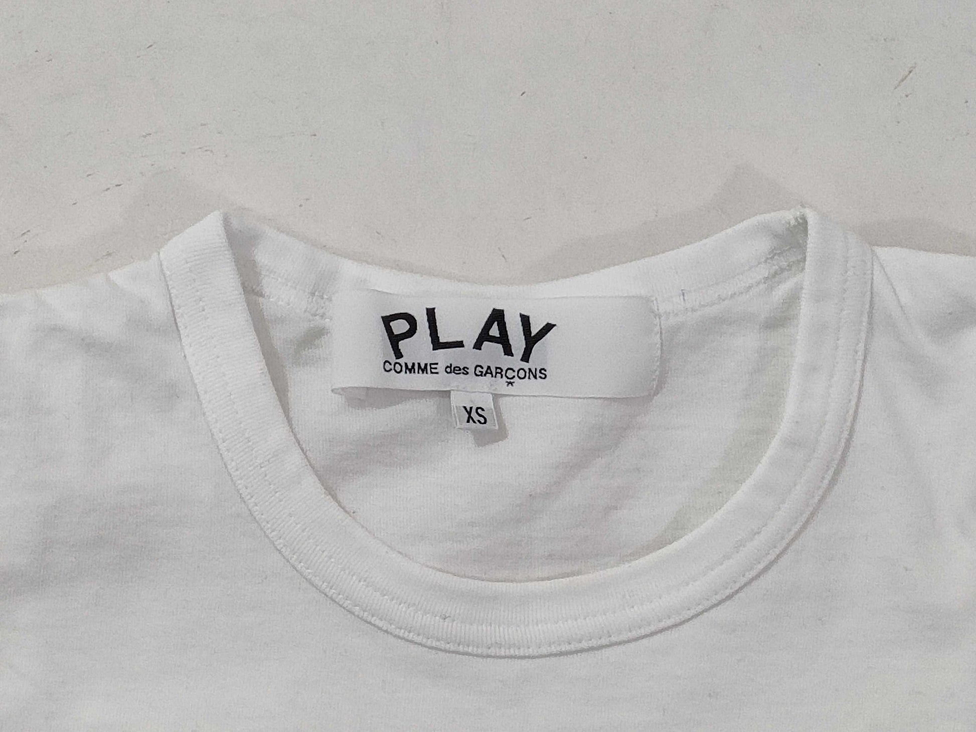 COMME des GARCONS PLAY Heart Patch T-Shirt