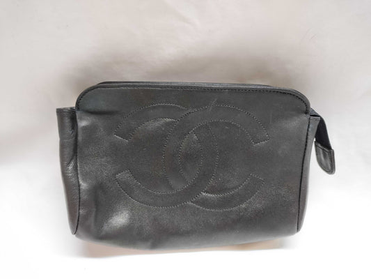 CHANEL Pouch, designed to prevent peeling inside