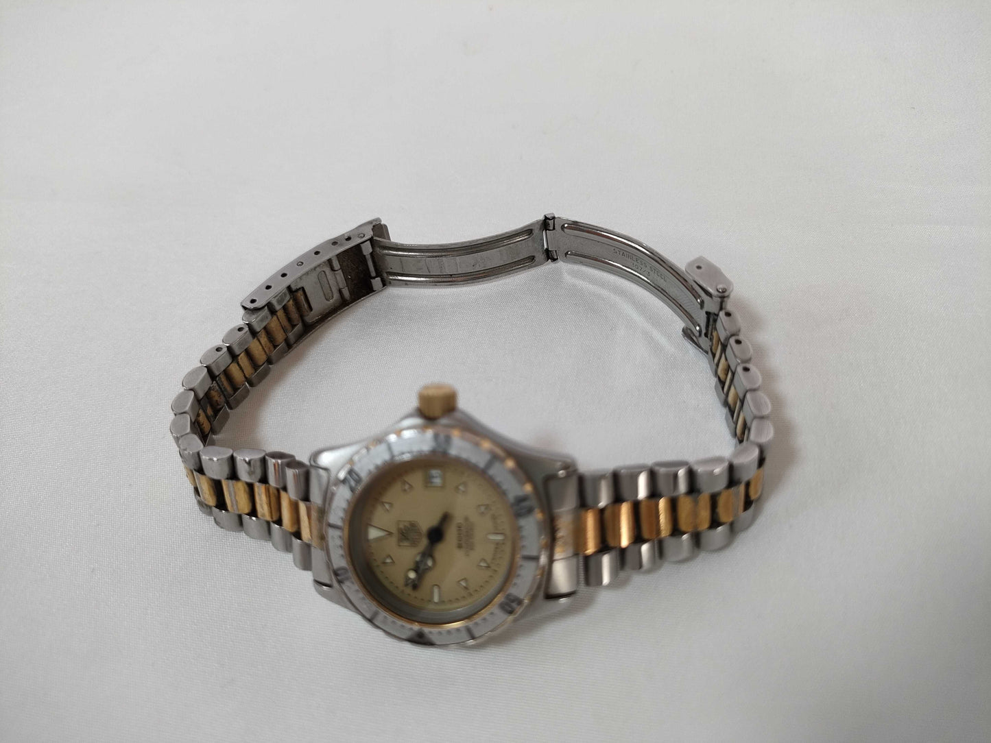 TAG Heuer 974008 Women's Watch