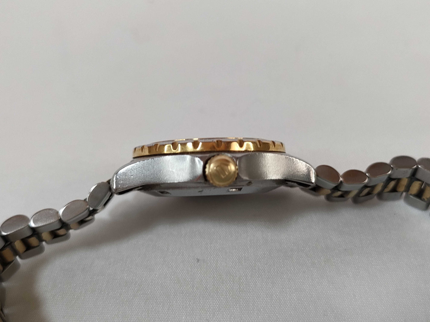 TAG Heuer 974008 Women's Watch