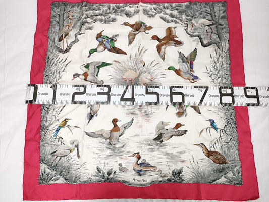HERMES Carre Half en Camargue Scarf