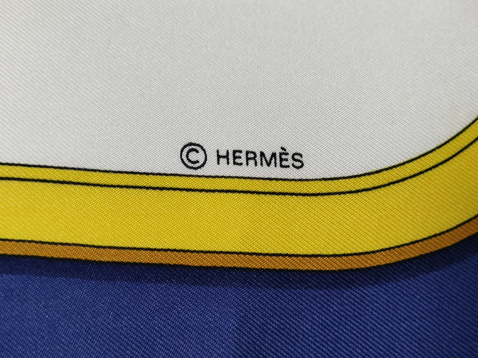 HERMES Carré 90 GRAND APPARAT Scarf