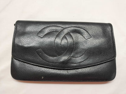 CHANEL Caviar Skin Deca Coco Wallet