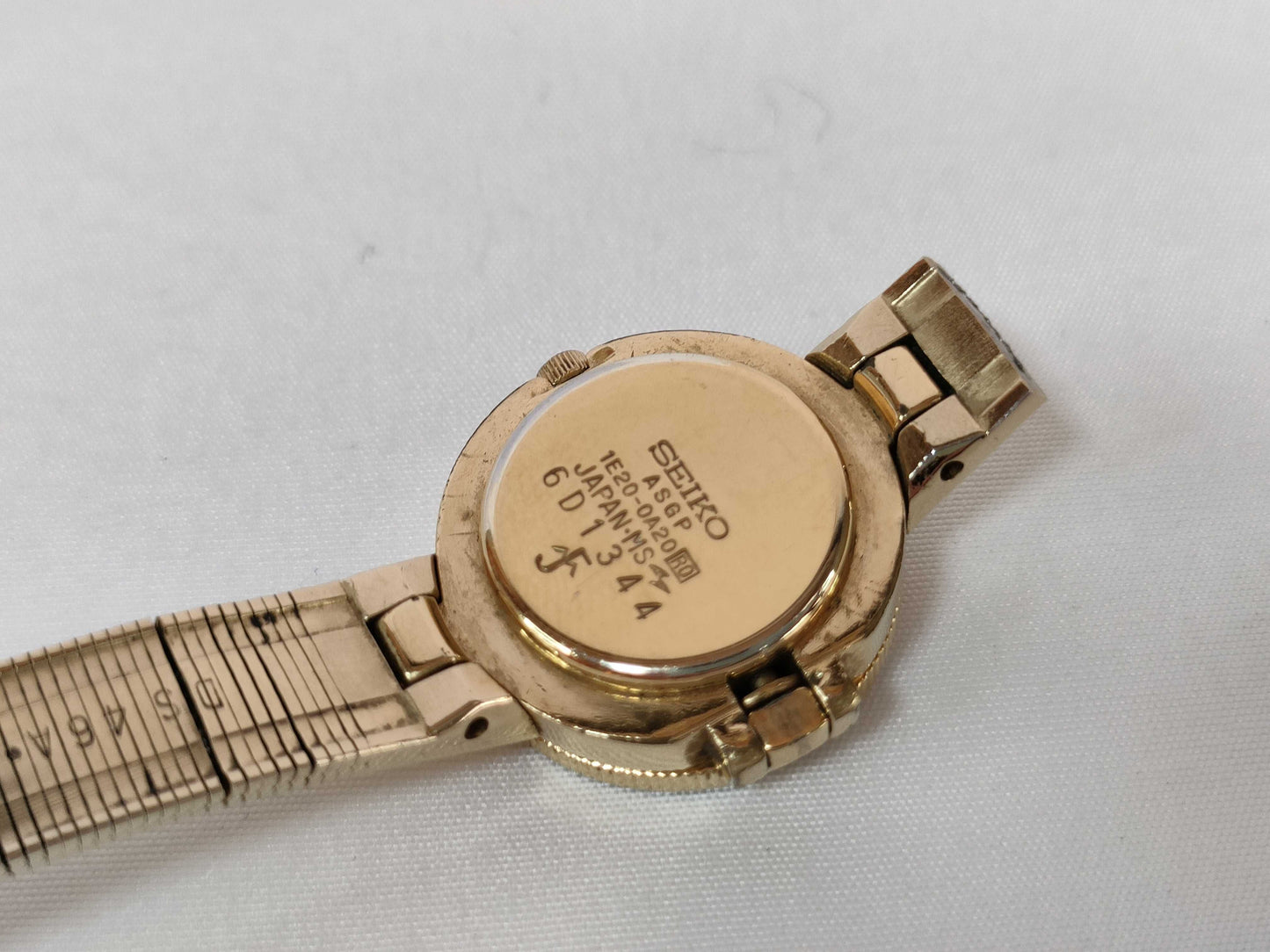 SEIKO Women's Watch with Broken Strap, Not Working