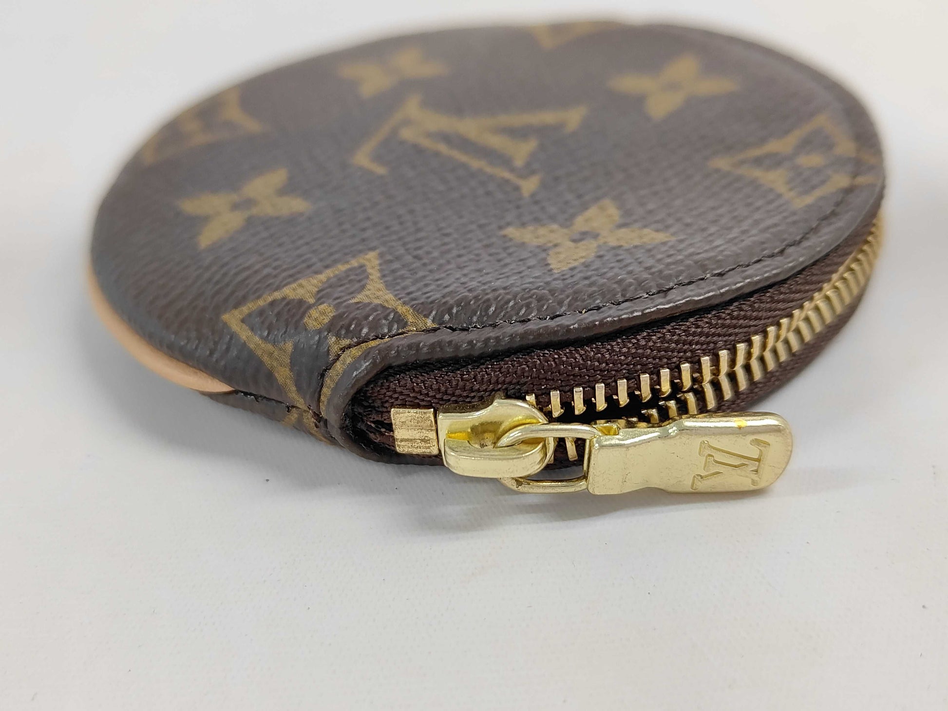 LOUIS VUITTON Monogram M61926 Porte Monnaie Long Coin Case