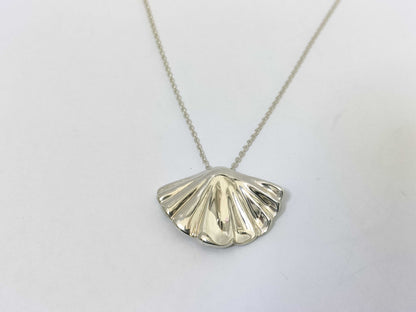 Tiffany & Co. Shell Motif SV925 Necklace