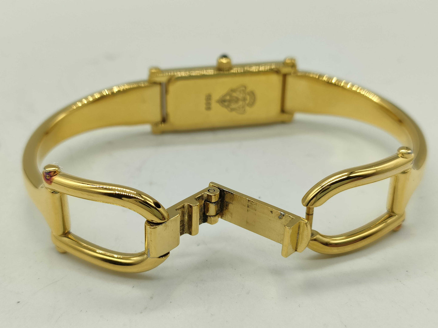 GUCCI 1500 Gold Women's Watch