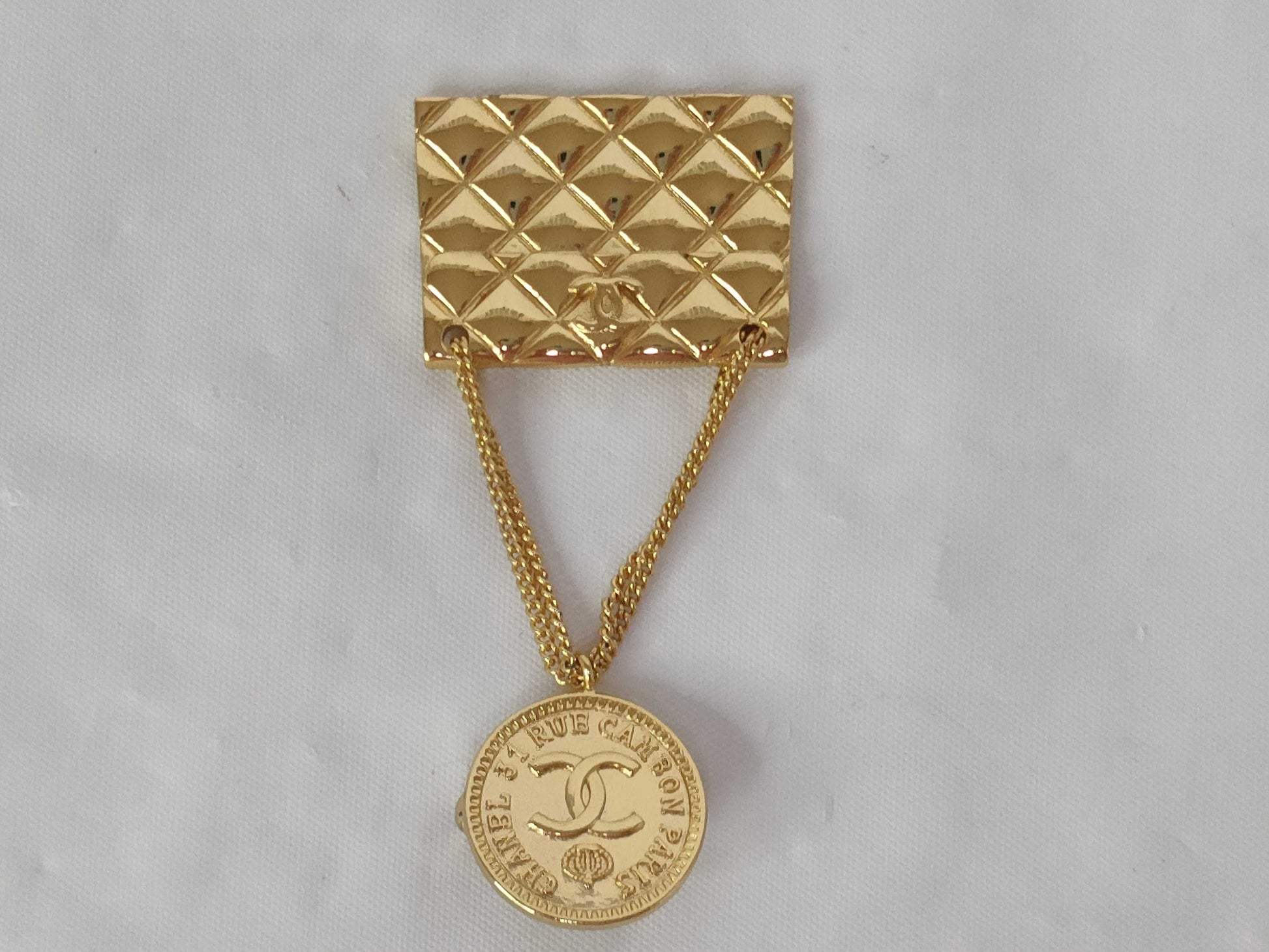 CHANEL Coin Bag/Brooch Brooch