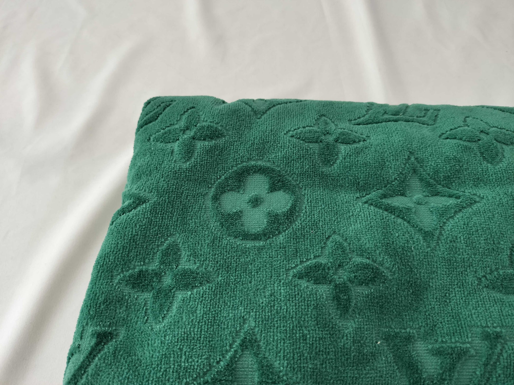 LOUIS VUITTON Monogram M78867 Beach Towel, LV Vacation, Other Accessories