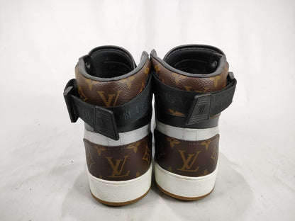 LOUIS VUITTON Monogram Rivoli Line Monogram High-Top Sneakers