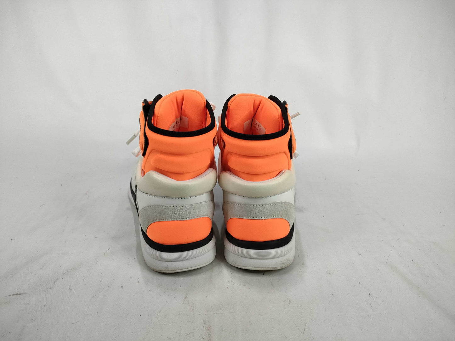 CHANEL G33728 High-top Sneakers