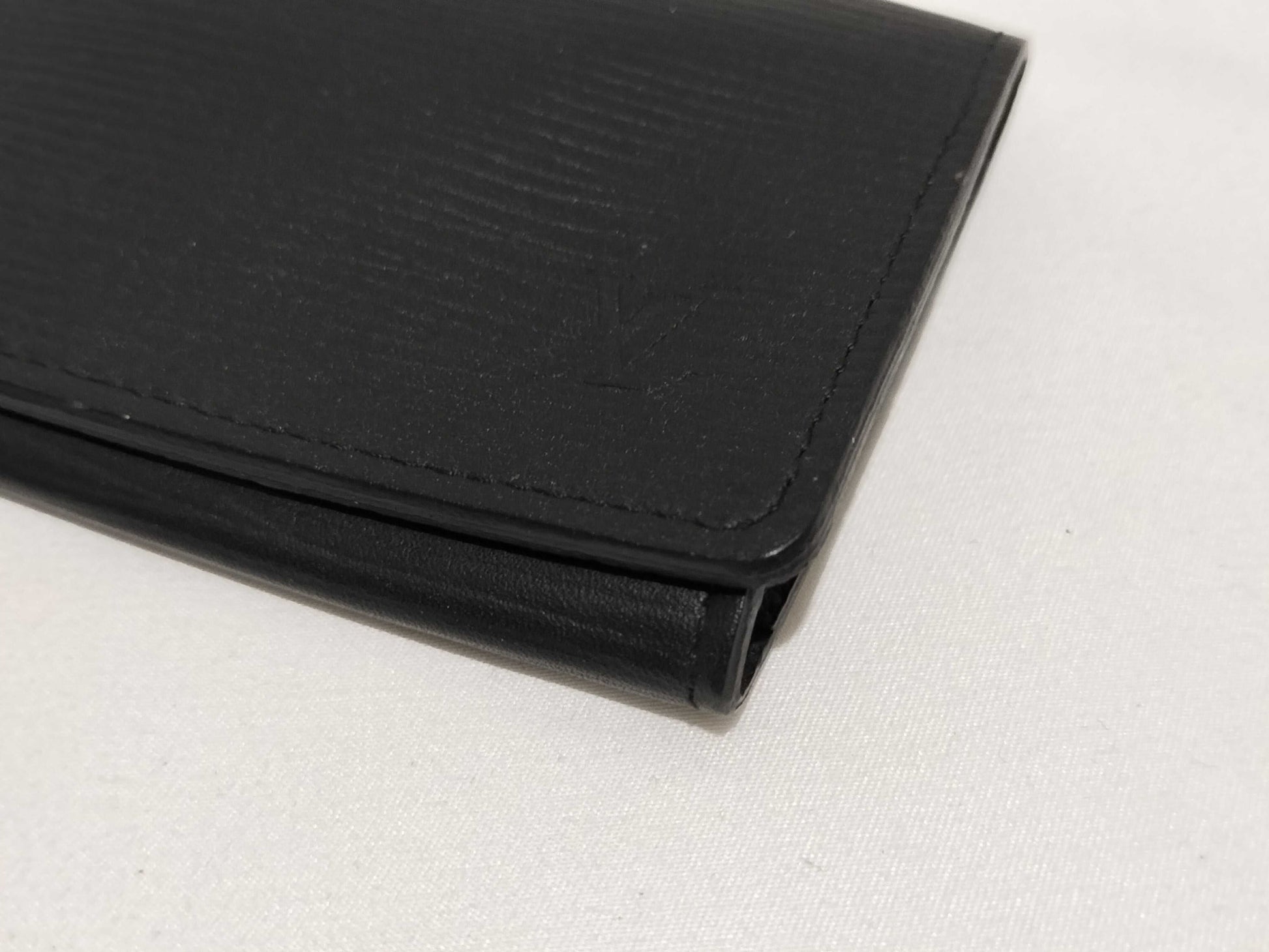 LOUIS VUITTON Epi M60652 Envelope Carte de Visite Card Case, Pass Case, Business Card Holder