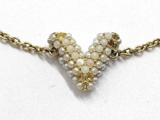 LOUIS VUITTON Essential V Bracelet Bracelet/Bangle